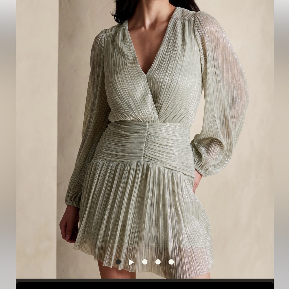Banana Republic Gold Metallic Mini Dress Size 0
